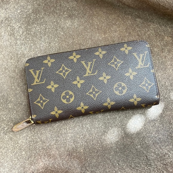 Louis Vuitton Handbags - LOUIS VUITTON Zippy Wallet Long Monogram